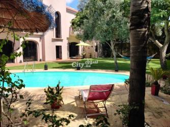 Magnifique villa avec piscine et grand jardin arboré - 2