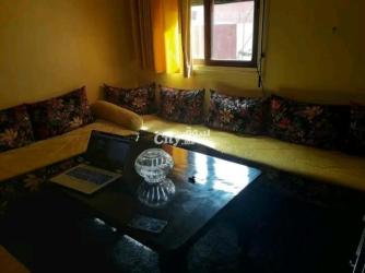 Apparemment à vendre - 2