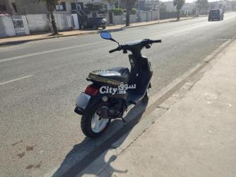 Moto MBK Spirit scooter - 3