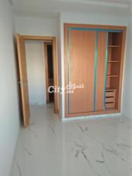 Apparemment à vendre - 13