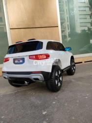 ✅ *La voiture Mercedes 4*4 - 6