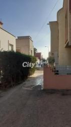 منزل بحديقة ومرآب سيارة و 2فصاد - 3