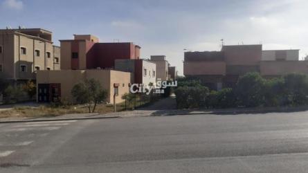 منزل بحديقة ومرآب سيارة و 2فصاد - 7