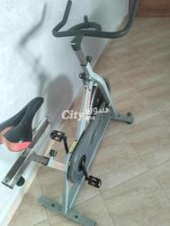 Vélo d'appartement - 2